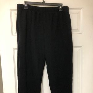 The Gap Men’s Black Sweatpants